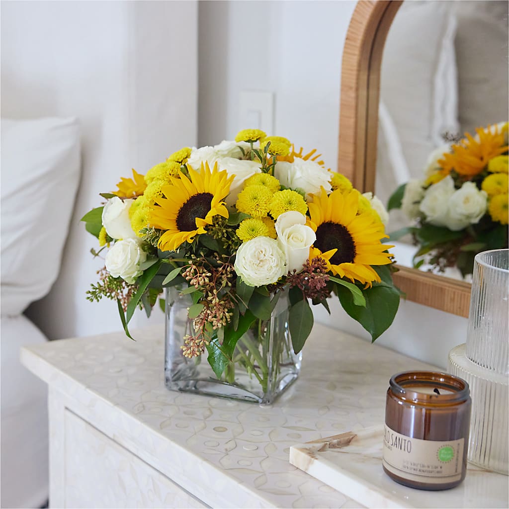 Luminous Morning Bouquet – Simply Gorgeous Flowers, Harvey LA