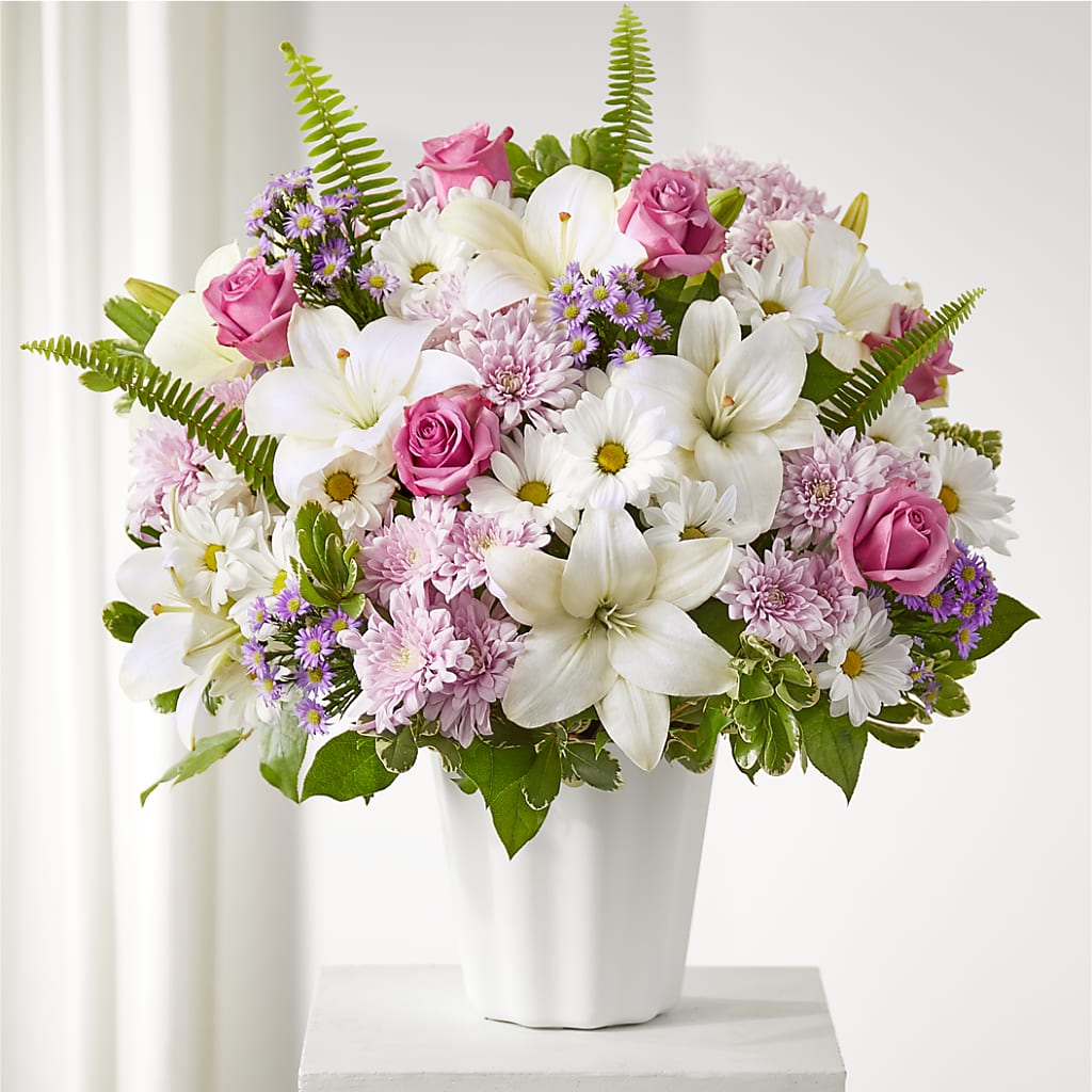 Warmest Thoughts Tabletop Basket – Simply Gorgeous Flowers, Harvey LA
