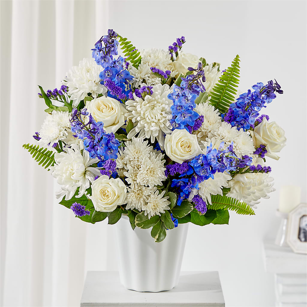 Hold Dear Tabletop Basket – Simply Gorgeous Flowers, Harvey LA