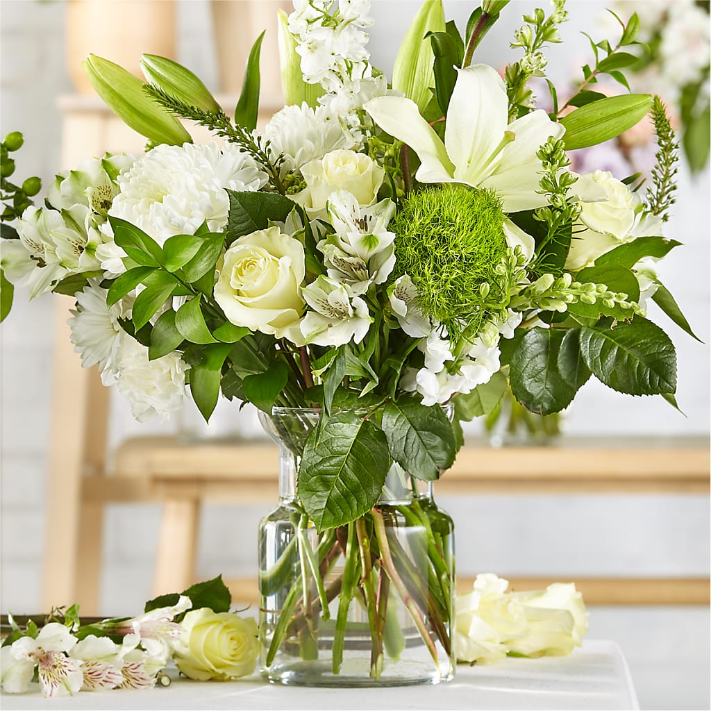 Classic Ivory – A Florist Original – Simply Gorgeous Flowers, Harvey LA