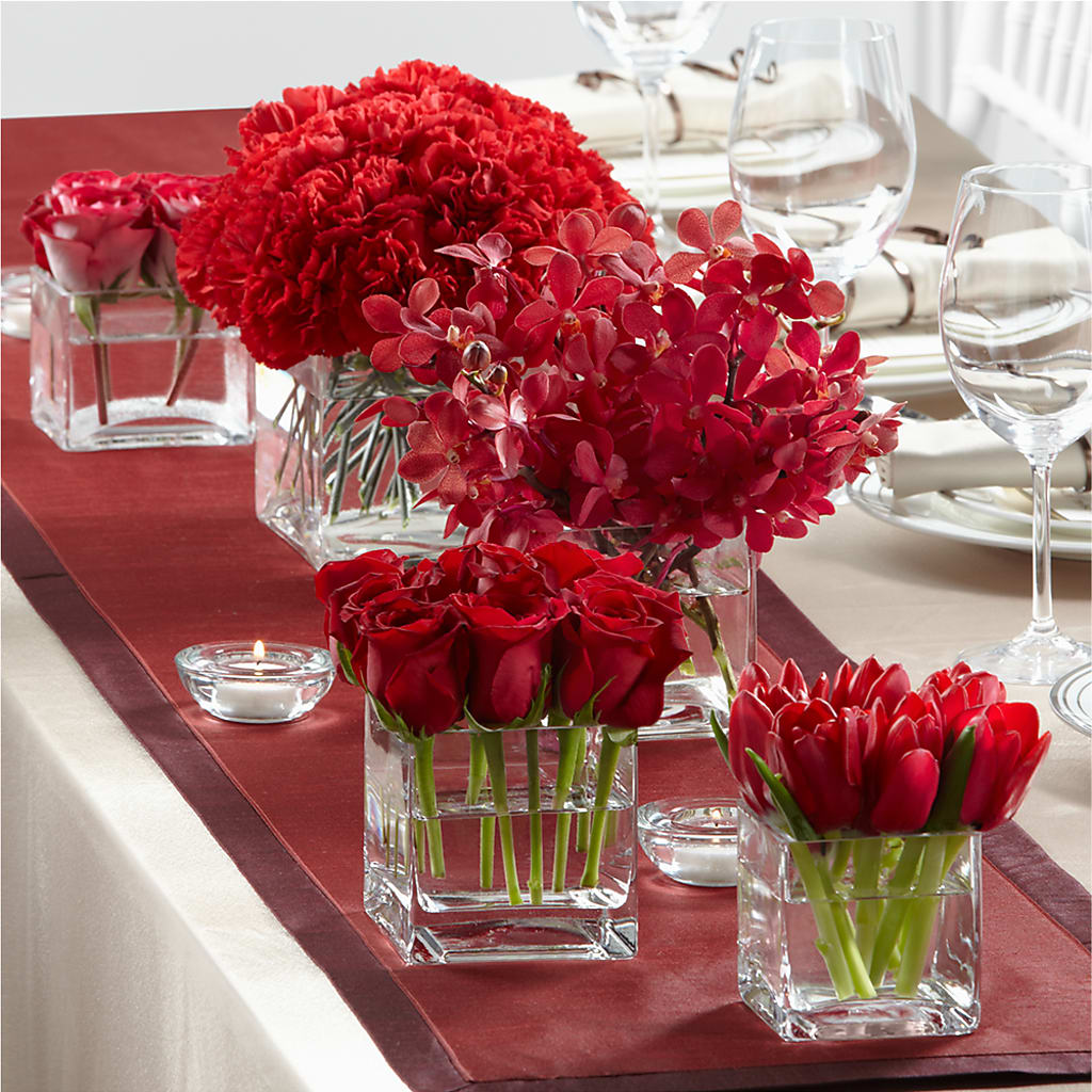 Modern Grace Centerpiece – Simply Gorgeous Flowers, Harvey LA